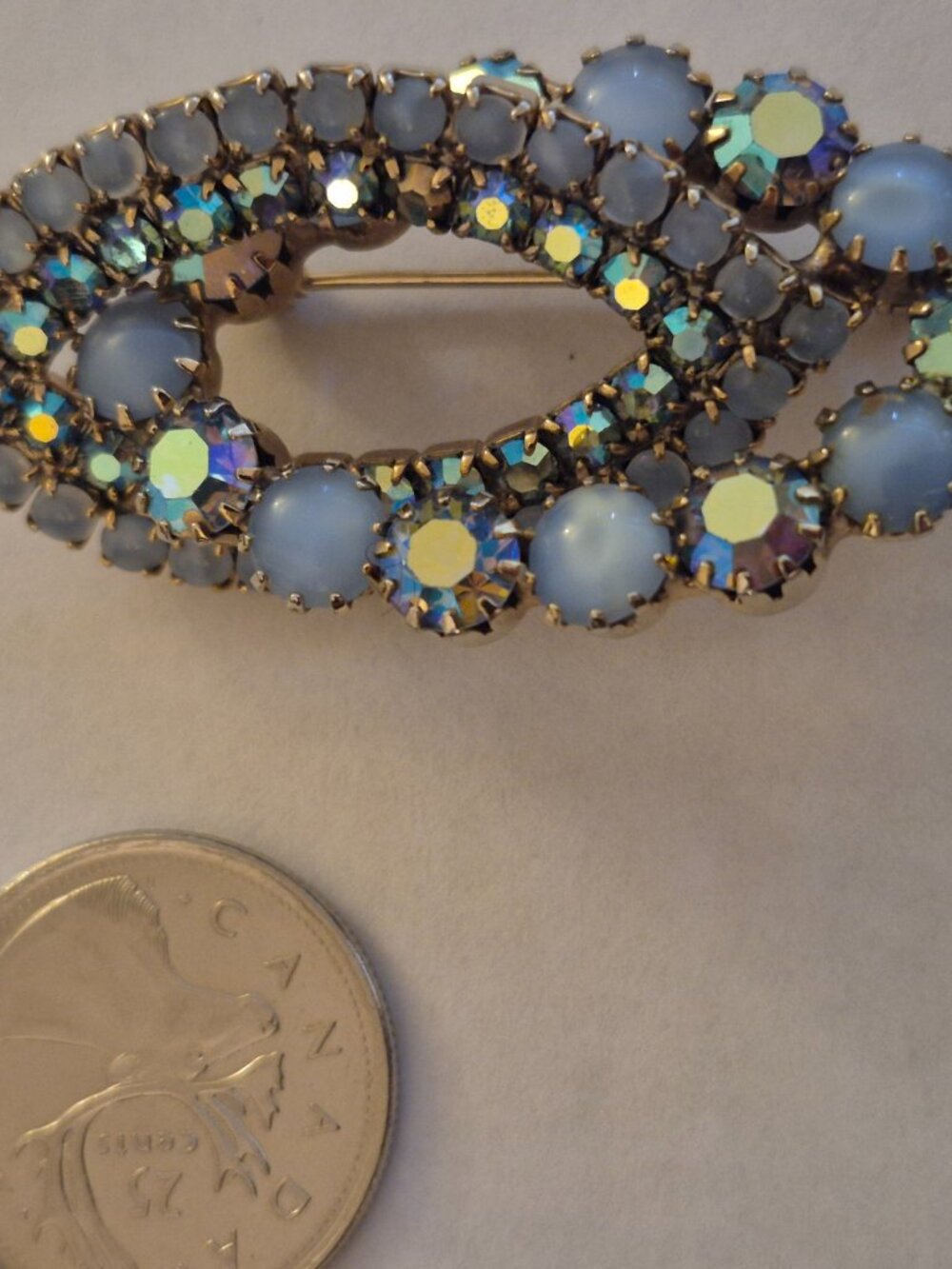 Vintage 1964 Sarah Coventry Blue Lagoon Brooch - Juliana D&E Unsigned